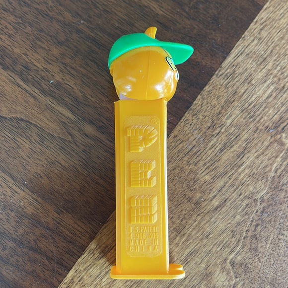 GARFIELD LOVERS VINTAGE 1978 GARFIELD PENCILS AND BONUS GARFIELD PEZ DISPENSER!! - Picture 4 of 6
